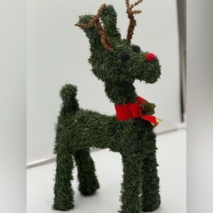 Vintage TopiaryMoss/GarlandStyle Artificial Reindeer Decoration 16.5”T